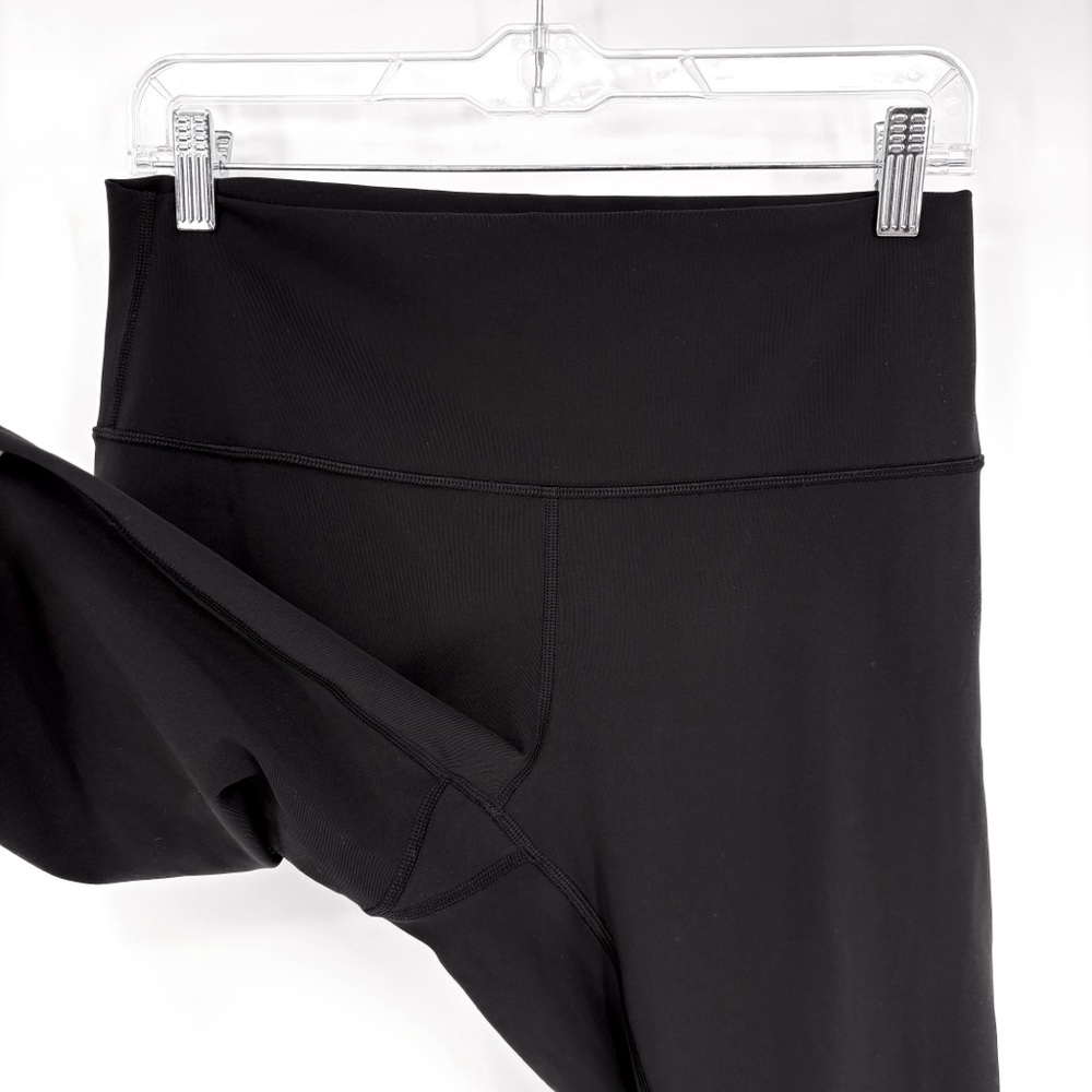 LULULEMON | Like New! Wunder Under Luxtreme Black Cropped Leggings | Sz 10 - Picture 6 of 12